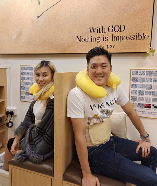 People experiencing the Foot Detox Therapy